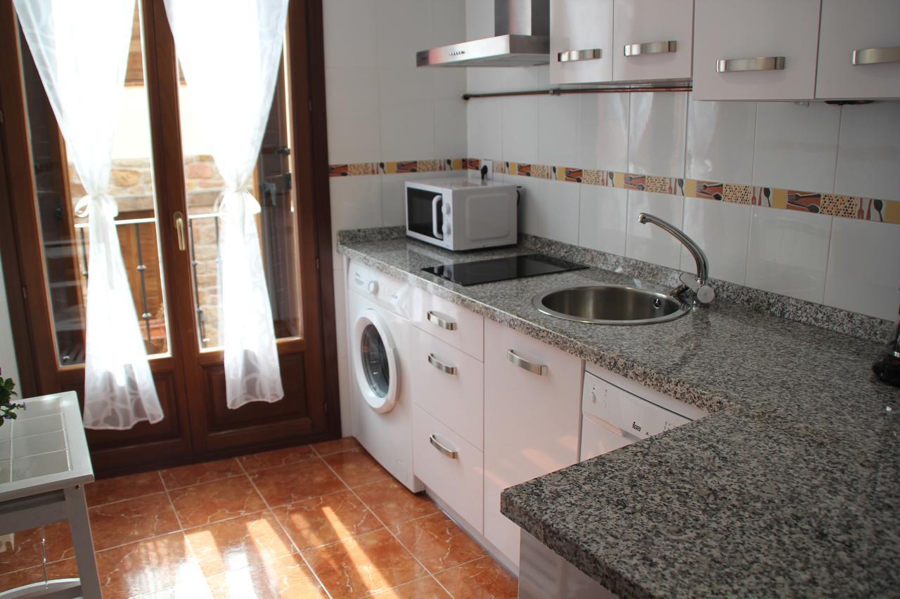 Apartamentos San Lazaro Ezcaray Kültér fotó